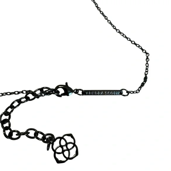Kendra Scott Elisa Pendant Necklace in Black Drusy - Picture 2 of 4